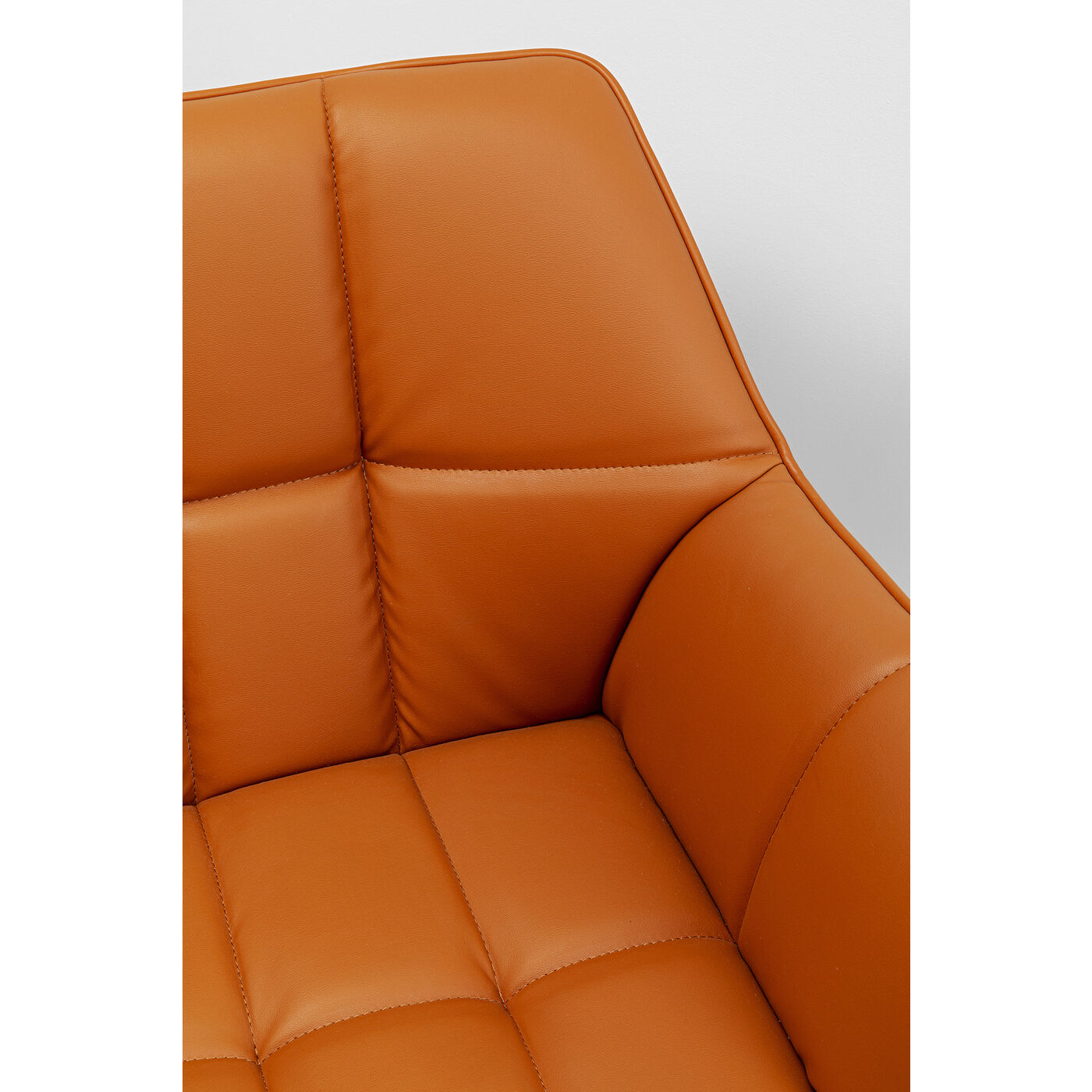 Swivel Chair Thinktank Cognac