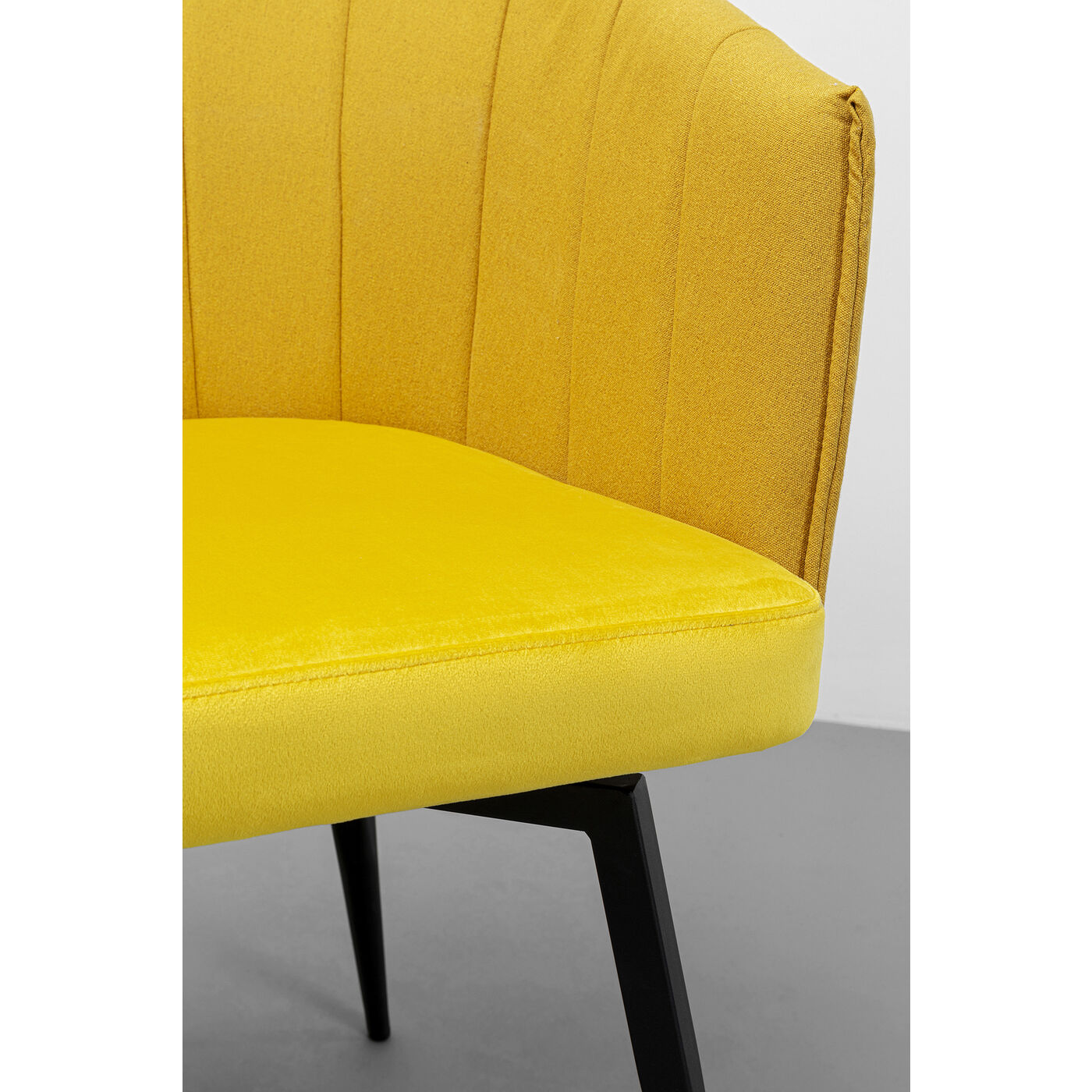 Velvet look swivel chair