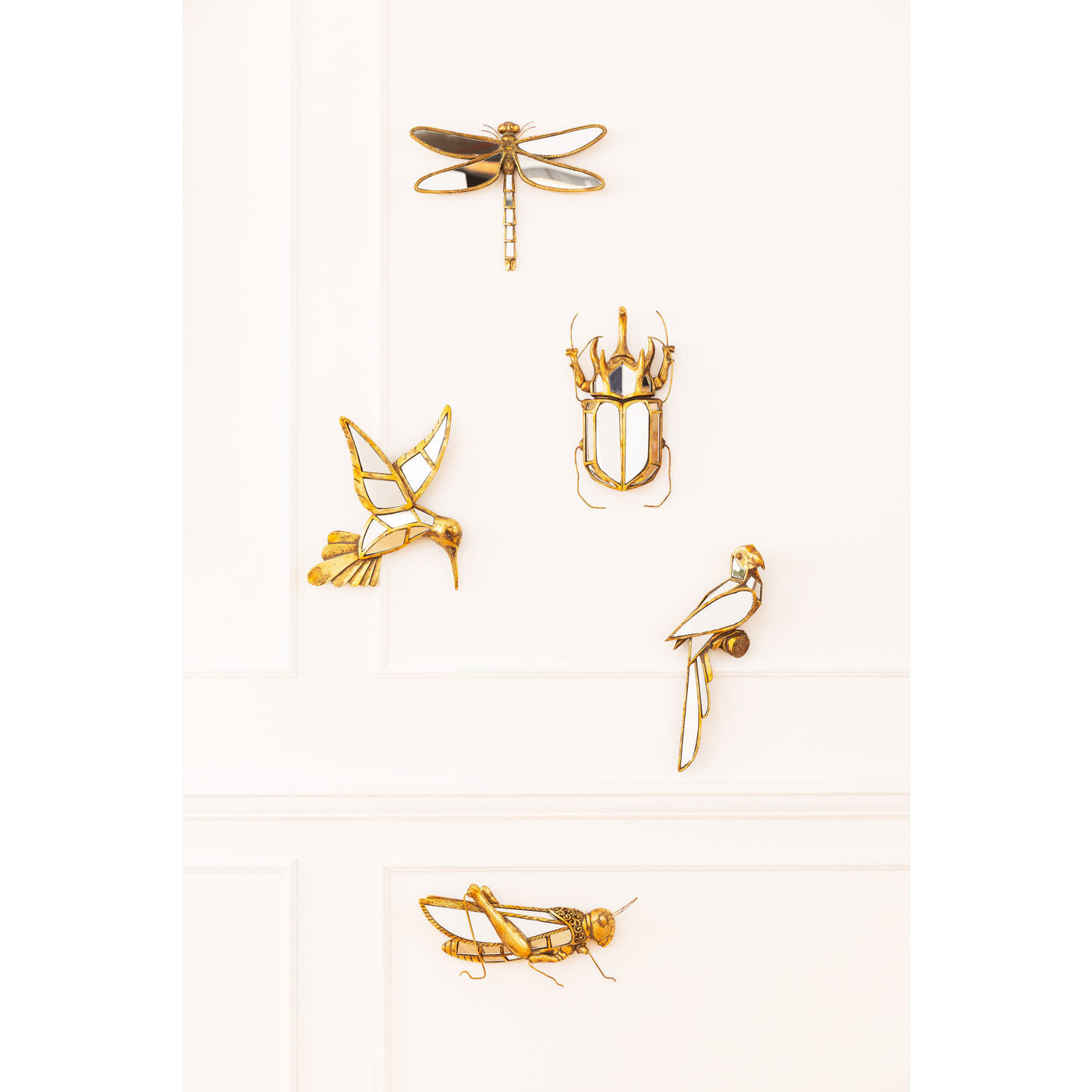 wall-decoration-grasshopper-mirror