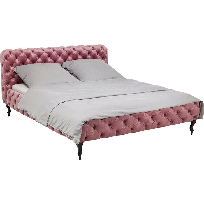 Chesterfield Style Bed 