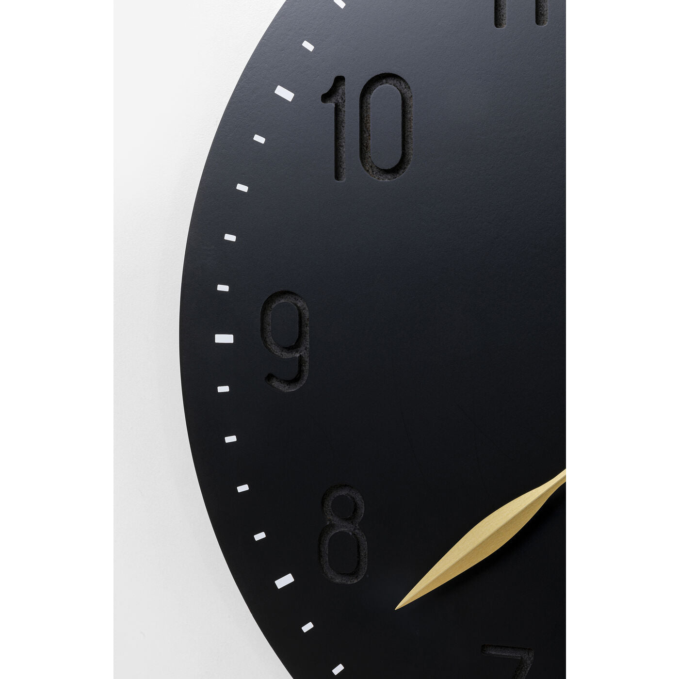 wall clock mailo black o50